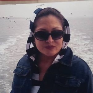 Meet your Posher, Priscilla